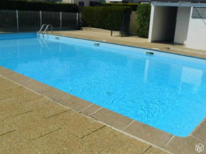 Maison de 2 chambres avec piscine partagee et terrasse amenagee a Clohars Carnoet